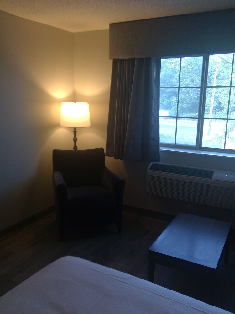 SureStay Plus Hotel by Best Western Highland Poughkeepsie