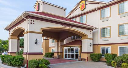 Super 8 by Wyndham Hillsboro TX