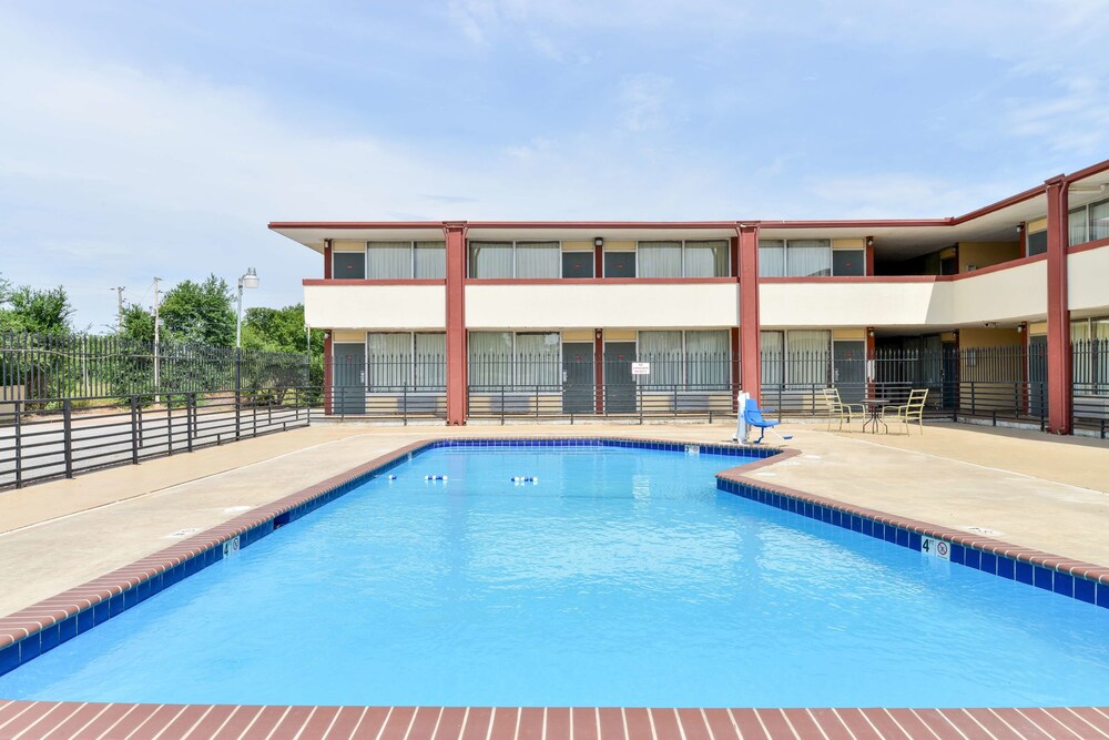 Castle Inn & Suites Anadarko in Anadarko Best Rates & Deals on Orbitz