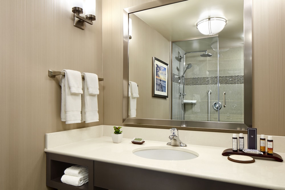 Bathroom sink, Hilton Garden Inn San Diego Old Town/SeaWorld Area