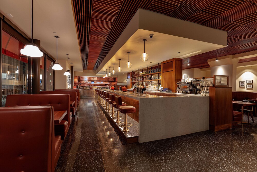 Courtyard by Marriott San Francisco Downtown/Van Ness Ave. in San Francisco Best Rates & Deals