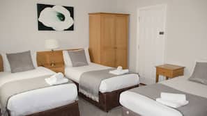 In-room safe, desk, iron/ironing board, free WiFi
