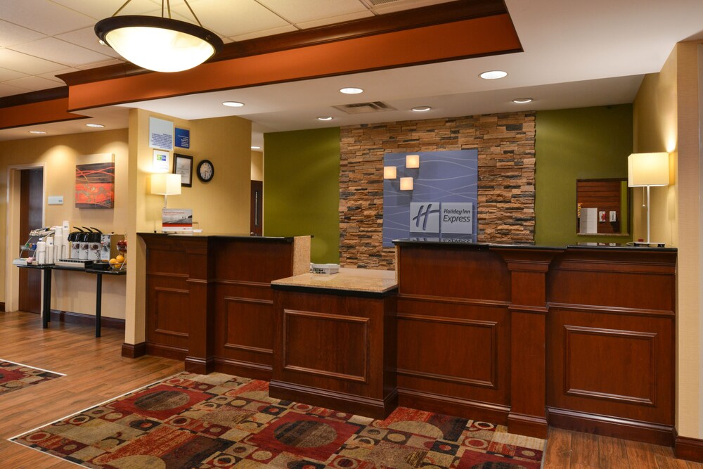 Holiday Inn Express Hotel Suites Dayton Centerville
