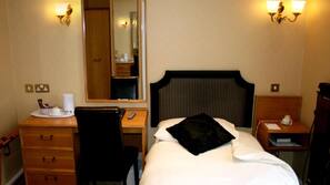 Desk, iron/ironing board, free WiFi