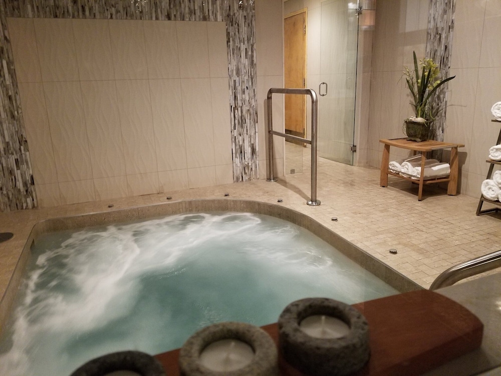 Portland Regency Hotel & Spa