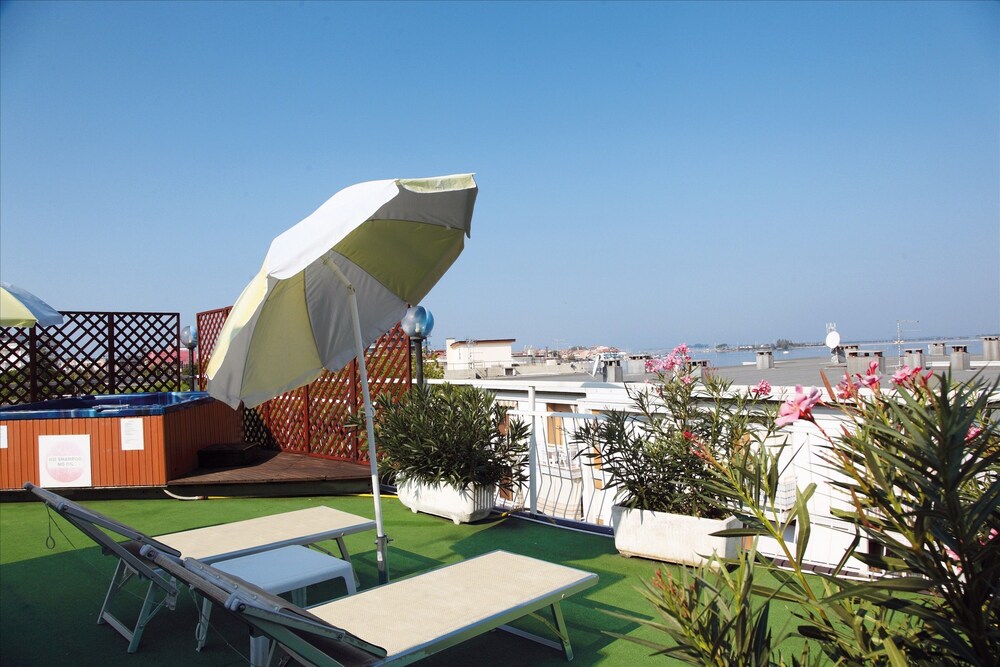 Villa Deste In Grado Italy Expedia