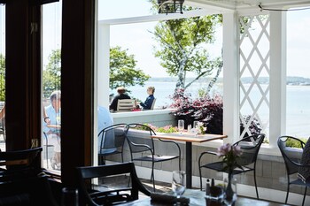 Black Point Inn, Scarborough: Room Prices & Reviews | Travelocity