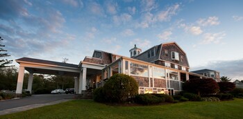 Black Point Inn, Scarborough: Room Prices & Reviews | Travelocity