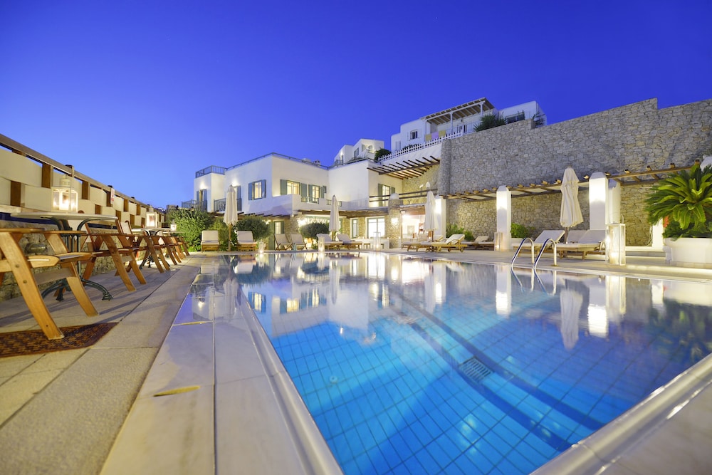 Art Hotel Pelican Bay in Platis Yialos Mykonos, Greece