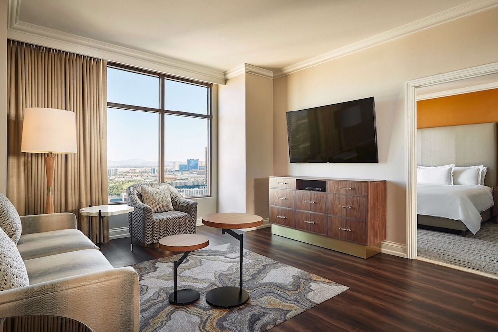 Hilton Grand Vacations Club on the Las Vegas Strip in Las Vegas Best