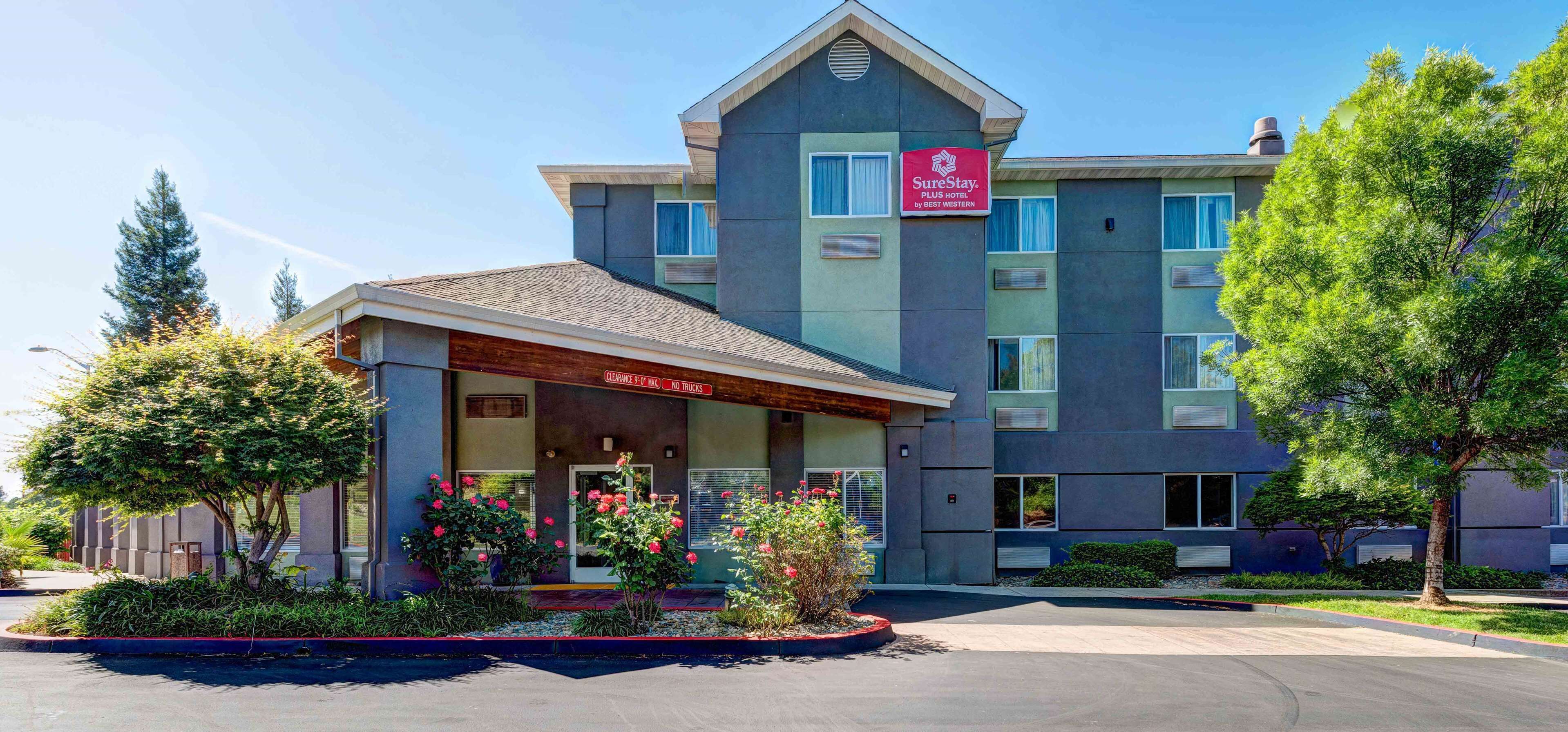 hotels redding california marriott