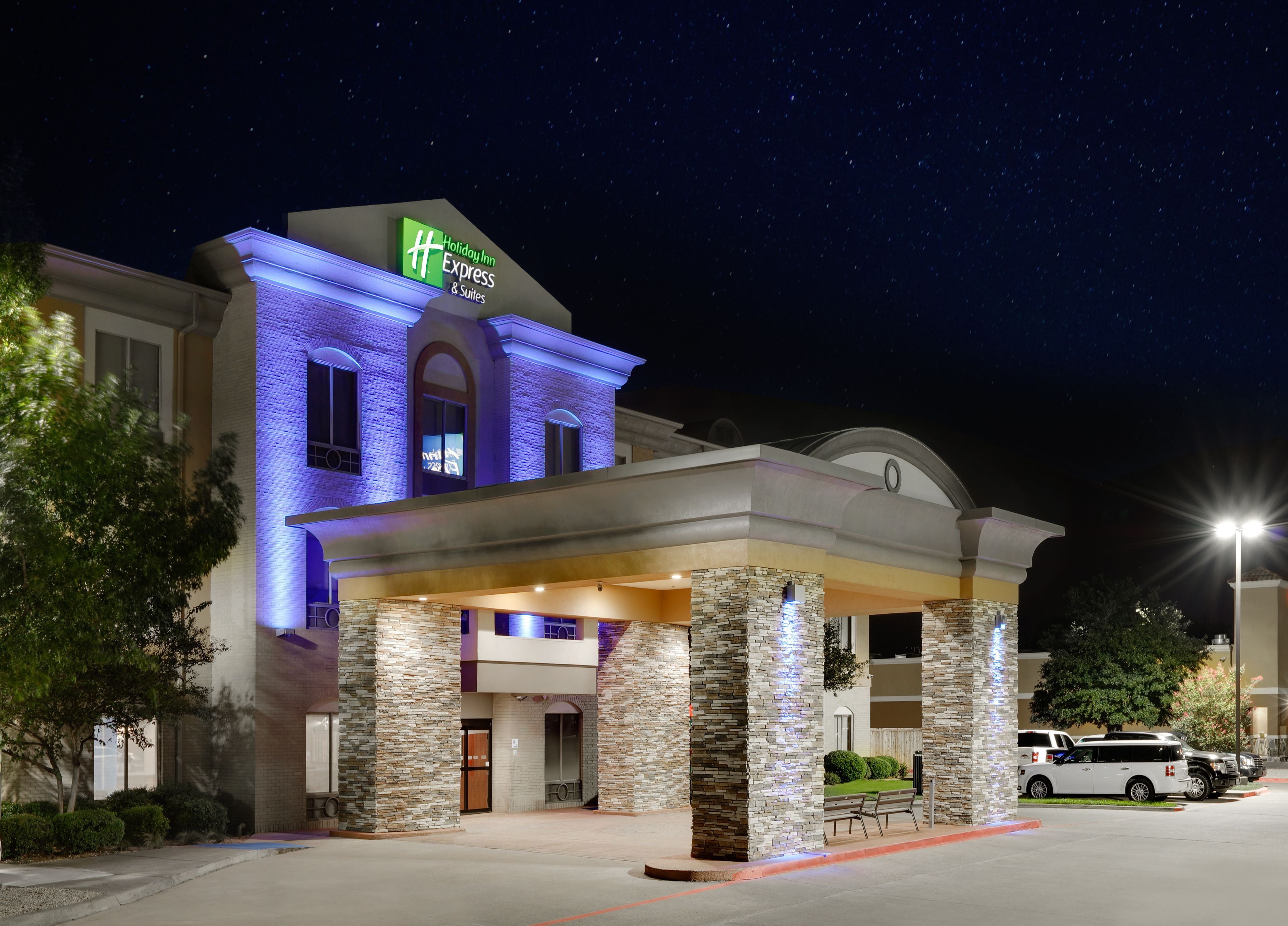 Holiday Inn Express Hotel & Suites Duncanville in Duncanville, United States