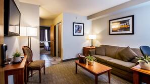 In-room safe, desk, iron/ironing board, free WiFi