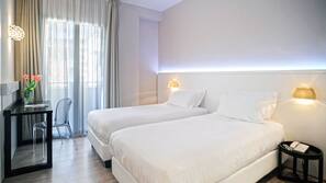 Down duvet, minibar, in-room safe, desk