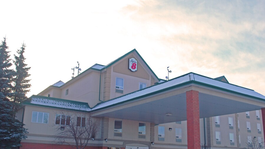 Super 8 by Wyndham Edmonton South
