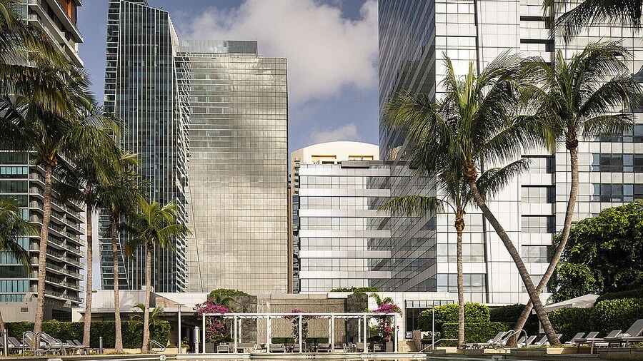 Four Seasons Hotel Miami