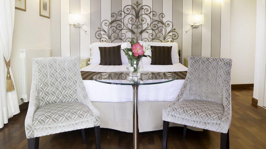 Hotel Jolanda