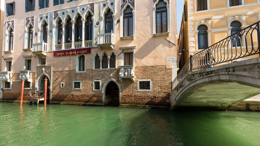 Liassidi Palace Hotel