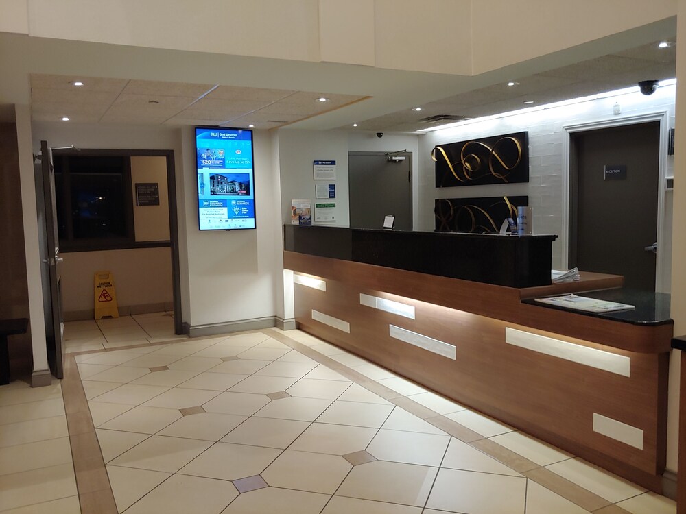 Top 9 Hotels With Pool In Burlington, Canada Trip101