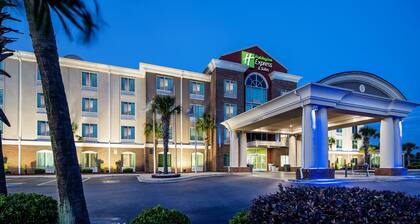 Holiday Inn Express Hotel & Suites Florence I-95 at Hwy 327, an IHG Hotel