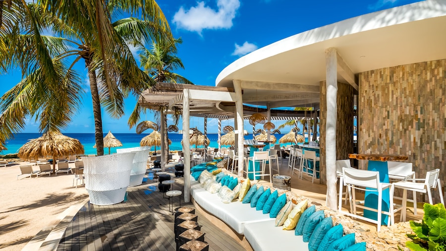 Van der Valk Plaza Beach & Dive Resort Bonaire