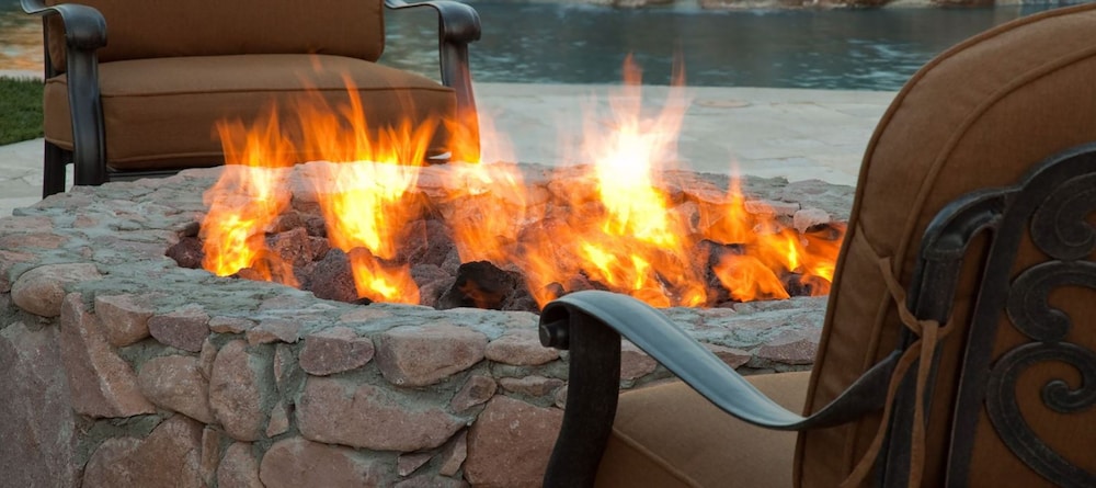 The Inn Of The Hills