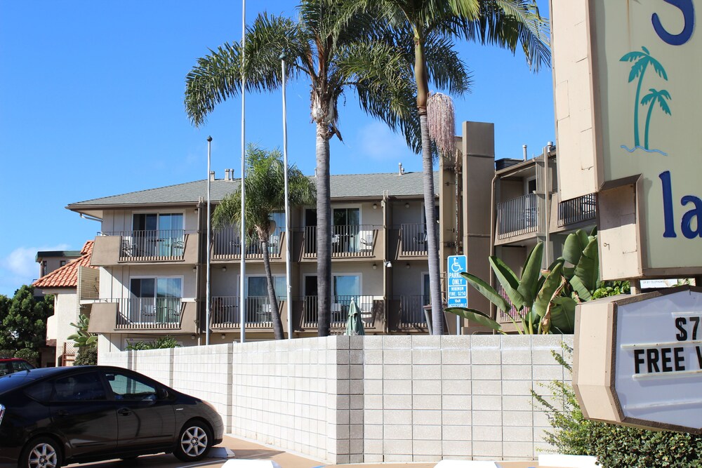 water walking shoes women