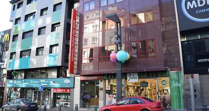 Somriu Hotel City M28