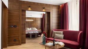 Minibar, in-room safe, desk, soundproofing