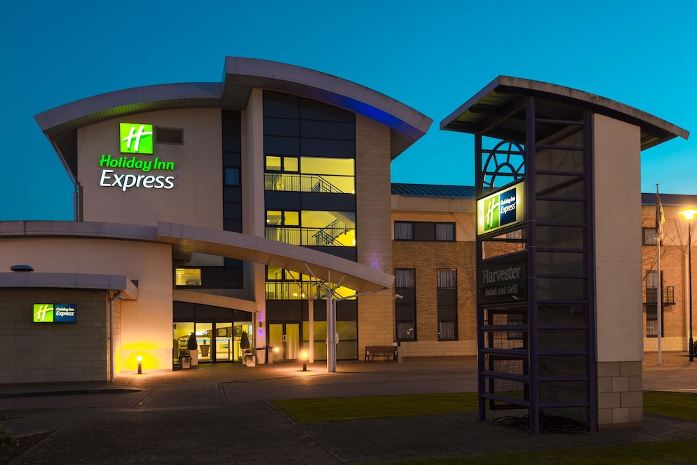 Holiday Inn Express Northampton - South, an IHG Hotel