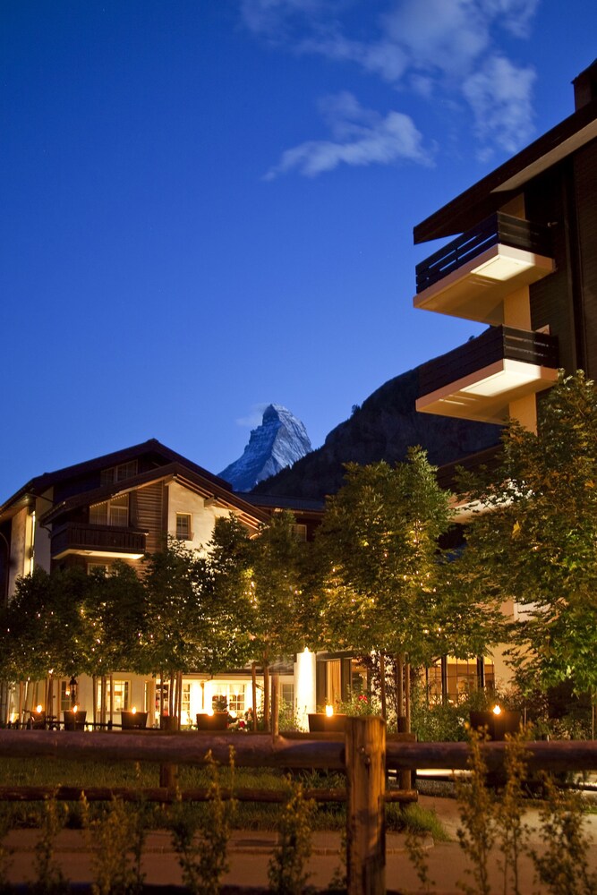 Le Mirabeau  Hotel & Spa Zermatt, Zermatt $224 Room Prices & Reviews