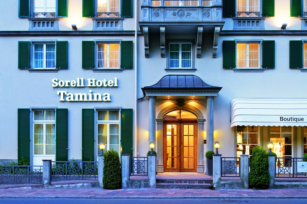 4 Star Hotels