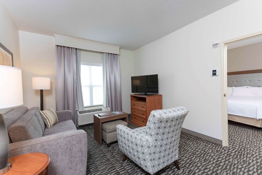 Homewood Suites by Hilton Indianapolis-Airport/Plainfield