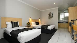 1 bedroom, laptop workspace, iron/ironing board, free WiFi