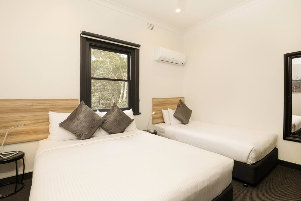 Glenferrie Lodge