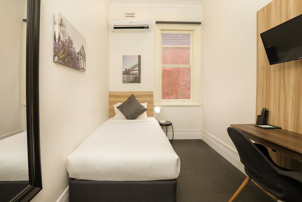 Glenferrie Lodge