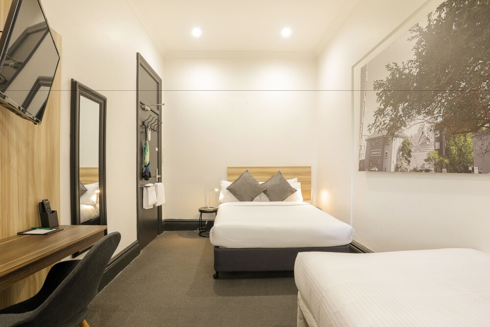 Glenferrie Lodge