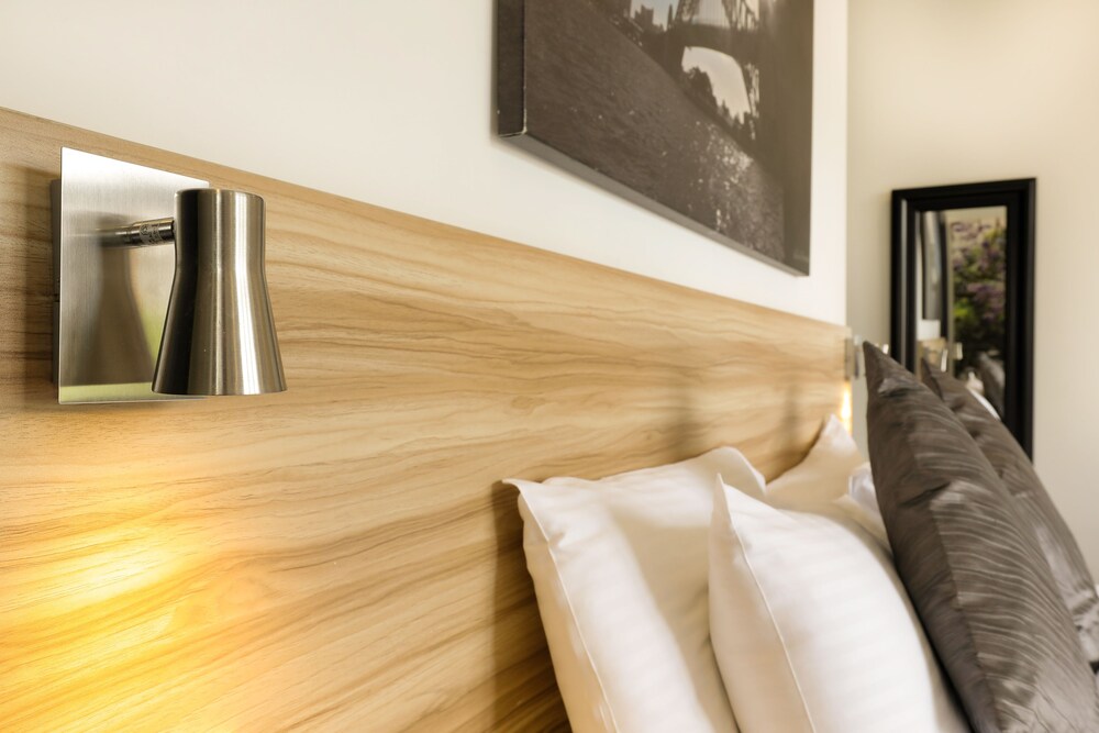 Glenferrie Lodge