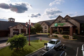 Holiday Inn Hotel & Suites St. Paul NE - Lake Elmo