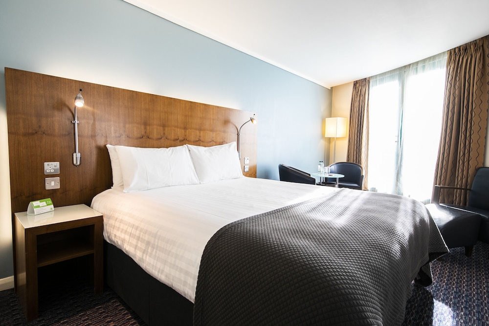 Holiday Inn London Camden Lock, an IHG Hotel in London Best Rates & Deals on Orbitz