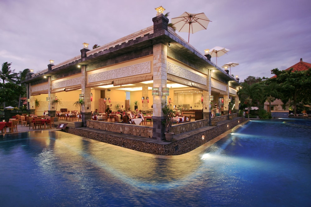 Outdoor pool, Pelangi Bali Hotel & Spa