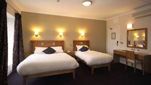 In-room safe, desk, iron/ironing board, free WiFi