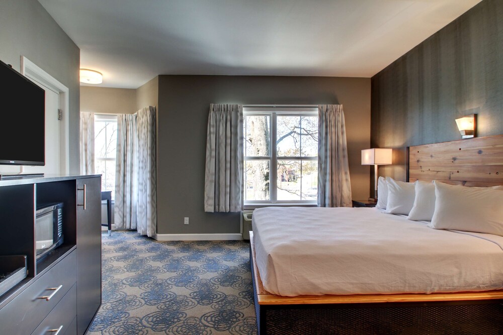 Hotel Finial, BW Premier Collection in Anniston 149 Best Rates