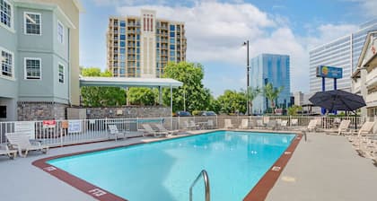 Comfort Inn Downtown Nashville