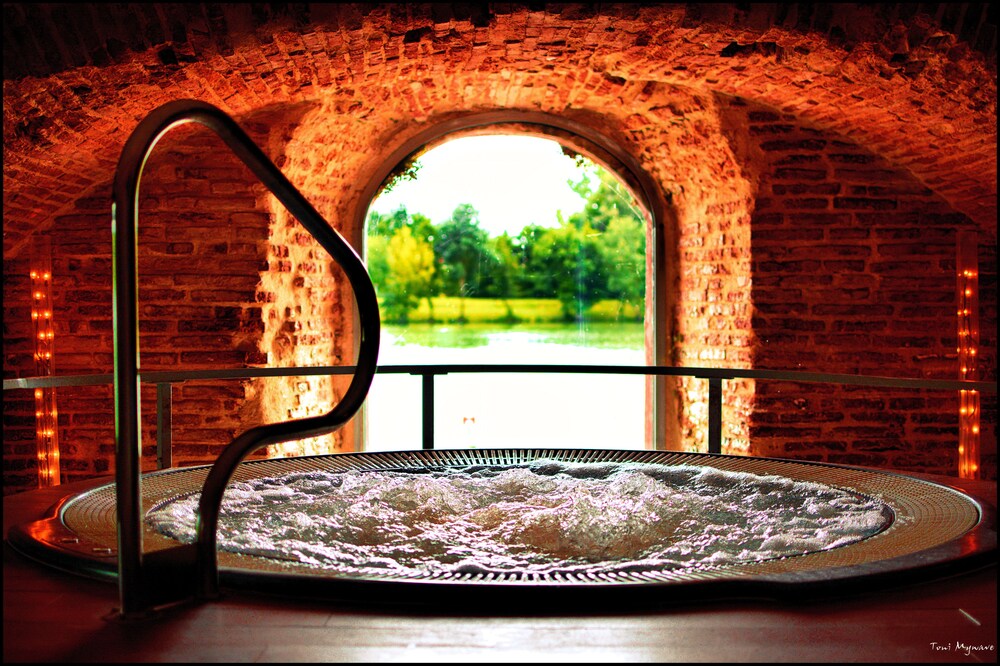 Turkish bath, le Moulin De Moissac Hotel & Spa