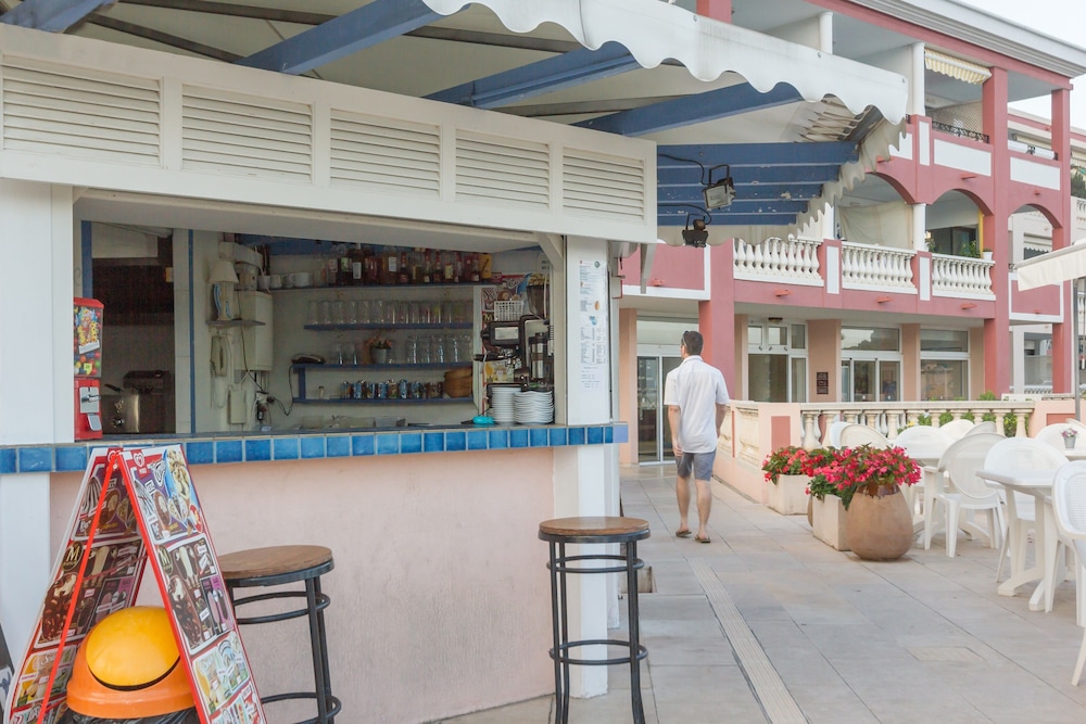 Pierre & Vacances Residence L'Ange Gardien in Nice Best Rates & Deals