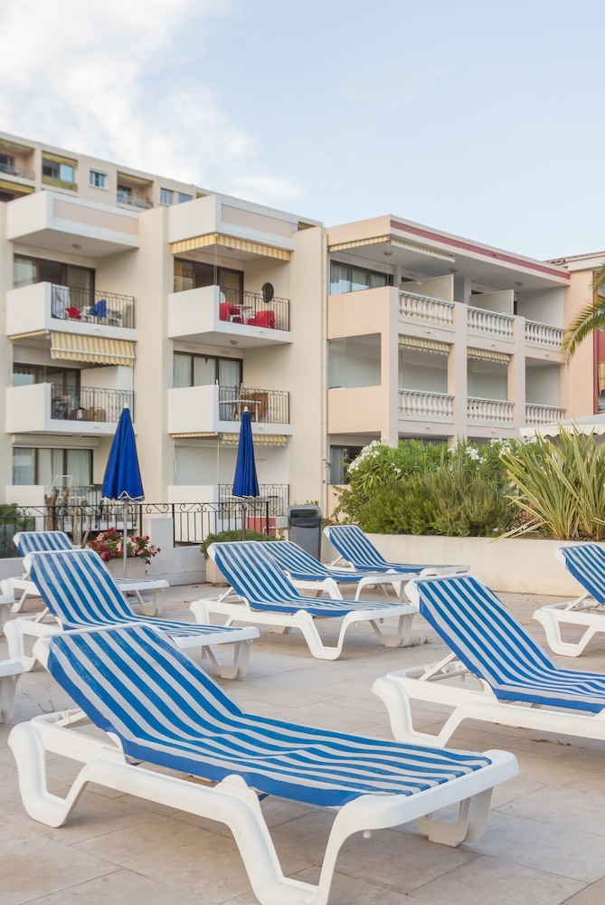 Pierre & Vacances Residence L'Ange Gardien in Nice Best Rates & Deals