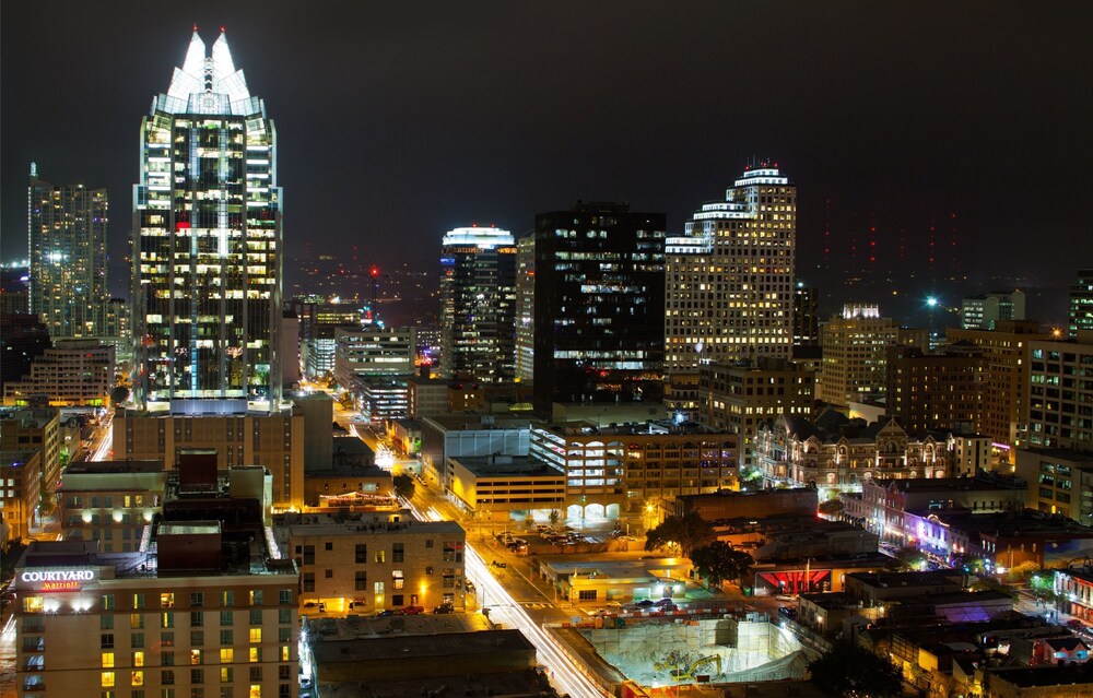 Hilton Austin