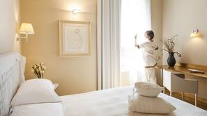 Premium bedding, minibar, in-room safe, desk
