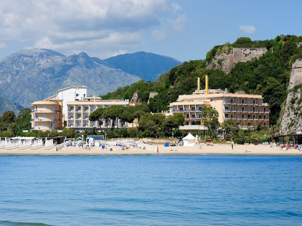 Hotel Serapo In Gaeta Hotel Rates Reviews On Orbitz